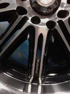 แม็ก17กว้าง7 5รู พร้อมยาง215 45 17ปี 10