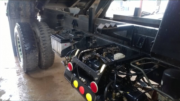 ขายดาวน์..6ล้อดั้ม ISUZU 240 แรง ออกใหม่ป้ายแดง รถปี*54 ใช้130000กม.(รถ30เดือน)