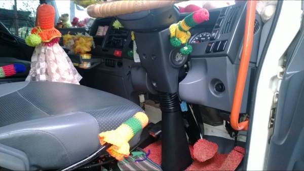 ขายดาวน์..6ล้อดั้ม ISUZU 240 แรง ออกใหม่ป้ายแดง รถปี*54 ใช้130000กม.(รถ30เดือน)