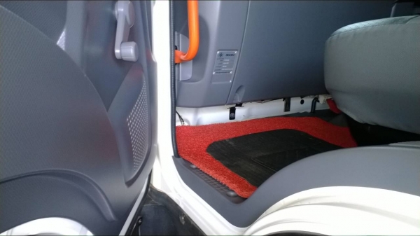 ขายดาวน์..6ล้อดั้ม ISUZU 240 แรง ออกใหม่ป้ายแดง รถปี*54 ใช้130000กม.(รถ30เดือน)