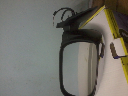 ขายกระจกมองข้าง ฟอร์จูนเนอร์ ข้างขวา มีไฟเลี้ยว 5 สาย หลังโครเมี่ยม