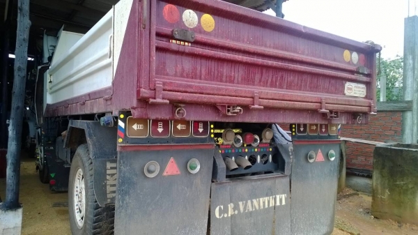 (คันนี้ยังไม่ขาย...ขออภัยด้วย)6ล้อดั้ม ISUZU FTR33F2 4 ยูโร2 ปี*2550 สวยมากเดิมๆสีเดิม...