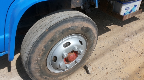 ***ขายแล้วครับขอบคุณ Truck2hand ขาย6ล้อดั๊มดิน ราคาเบาๆ isuzu  NKR(ตัวแรก) วางเครื่อง 4bd1 115hp  (ลงเล่มครบ) เครื่องแน่น แรง ไม่มีเยิ้ม ช่วงล่างใหญ่ Fหน้า-หลัง คัสซีดีไม่ปะไม่ดาม กระบะดั้มเหล็ก5ตัน ยิงหน้า สภาพดี ต่อมาใหม่ หัวสวยไม่ผุ ภายในคอนโซลครบ เกีย