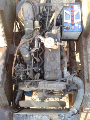 เครื่อง isuzu ดีเซล พร้อมเกียร์ 5 เกียร์