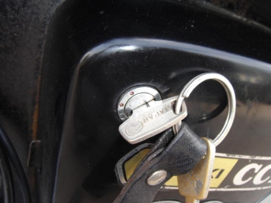 ขาย Suzuki A90 เก่าญี่ปุ่นเดิมๆสภาพสวยแท้ทั้งคันราคา 25000 บาทครับ