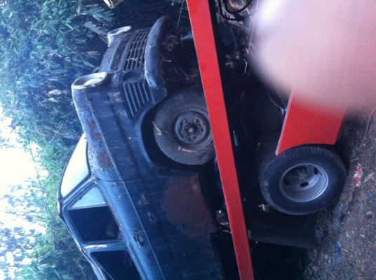 ขายซากรถตู้โบราณ