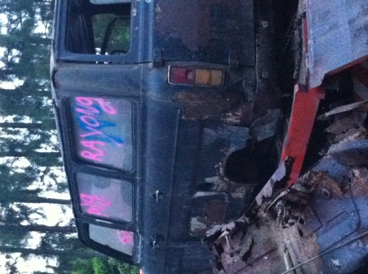 ขายซากรถตู้โบราณ