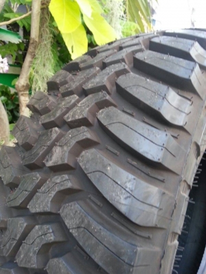 ขายยางใหม่ MUD 33/12.5R15