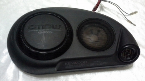 ลำโพงกล่อง Kenwood แยกชิ้นสามทาง เบส กลาง แหลม ลำโพงกล่อง Kenwood แยกชิ้นสามทาง เบส กลาง แหลม