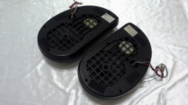 ลำโพงกล่อง Kenwood แยกชิ้นสามทาง เบส กลาง แหลม ลำโพงกล่อง Kenwood แยกชิ้นสามทาง เบส กลาง แหลม