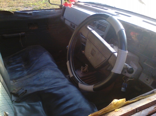 NISSAN BIG M 2.5 ปี30 เครื่อง SD25 ภาษี57 mitsuหลงMA195 ราคา 698000 และหางปลาEH70 ขึ้น320ได้ 520000 และหลงโบ1038000