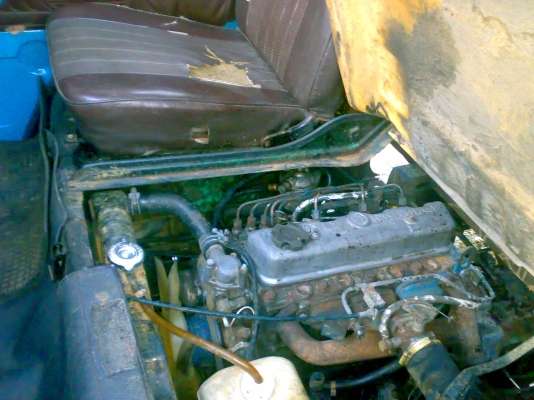 4 ล้อกลาง นิสสัน คาบอด์น หัวแตงโม *** ปรับลดเหลือ 155,000  ด่วนครับ