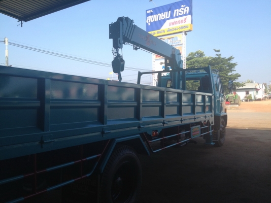 ลูกค้าสั่งมีอีกครับ รถเครน 5 ตัน สวยๆสภาพกิ้บๆเหมือนใหม่ป้ายแดงเครน 5 ตัน กระบะยาว 7.20 เมตร เครื่อง 195 แรงม้า สเปคนี้สั่งได้ครับ คุ้มค่าราคาถูก พร้อมทะเบียน