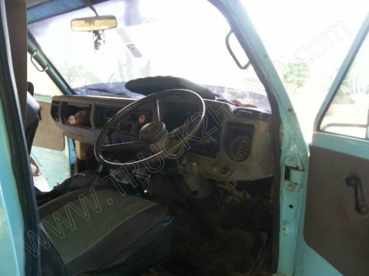 รถบรรทุก 6 ล้อ ยี่ห้อ ISUZU 110 แรงม้า