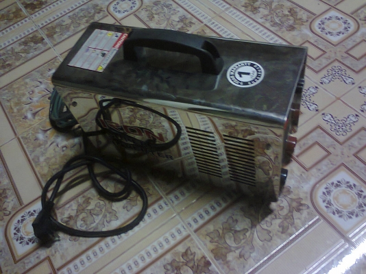 ตู้เชื่อม อินเวอเตอร์ 200 แอมป์ ไฟแรงมากเขื่อม ง๊าย ง่าย ใช้แค่ครั้งเดียว สายเชื่อม อุปกรณ์ครบ