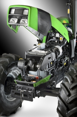 รถแทรกเตอร์ ดอยส์ ฟาร์ มีให้เลือกมากมายหลายรุ่น