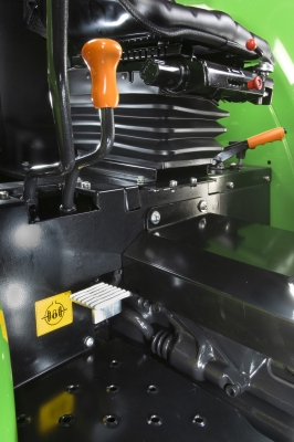 รถแทรกเตอร์ ดอยส์ ฟาร์ มีให้เลือกมากมายหลายรุ่น