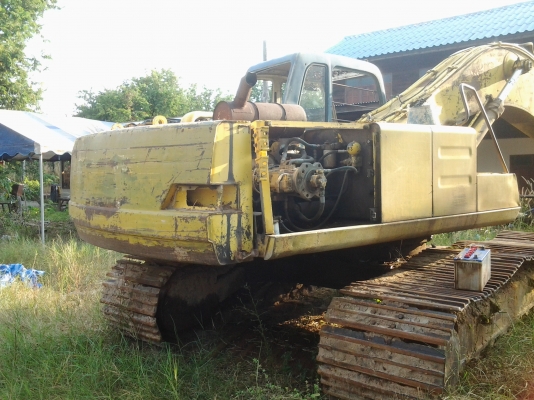KOBELCO   SK220  รุ่น3 เล่มทะเบียนพร้อมขายดาว์