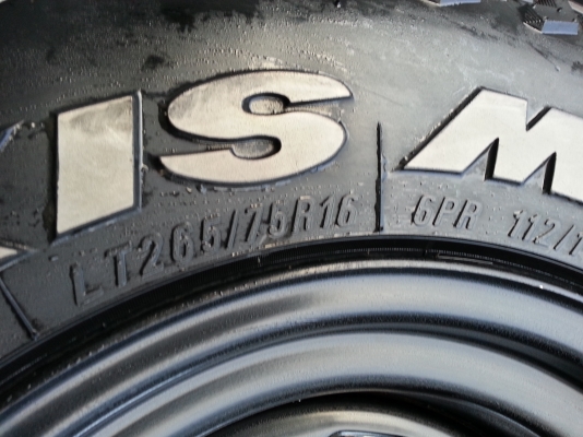 ขายต่อครับ ยกเลิกการจอง MUD 265/75/16 ปี 11-12 ทั้งชุดไม่ร่วมกะทะนะครับลดเหลือ 15,000 ขายต่อครับ ยกเลิกการจอง MUD 265/75/16 ปี 11-12 ทั้งชุดไม่ร่วมกะทะนะครับลดเหลือ 15,000