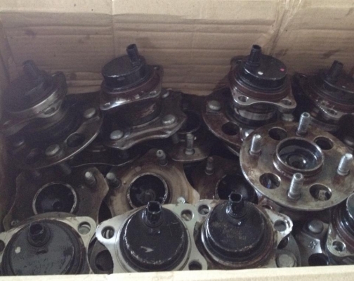 ดุมล้อรถ 4 รู / 5 รู มือสอง