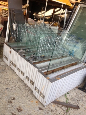 กระจกกั้นห้องอาหารญี่ปุ่นพร้อมไฟและปลั๊ก