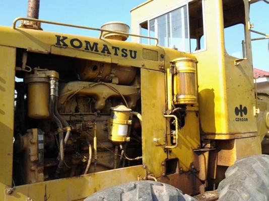 ขายรถเกรด Komatsu GD600R(เจ้าของขายเอง ต่อรองราคาได้) ขายรถเกรด Komatsu GD600R(เจ้าของขายเอง ต่อรองราคาได้)