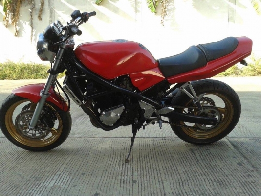 ขาย  suzuki bandit 400 สพม. แท้ รอบเครื่องเดินนิ่งได้ สภาพรถพร้อมใช้