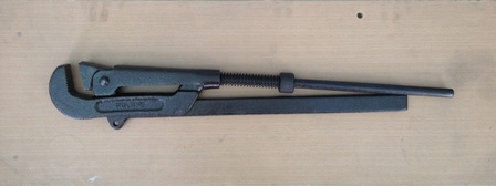 ขายประแจคอม้า(จับแป๊บ) 3" POLAND