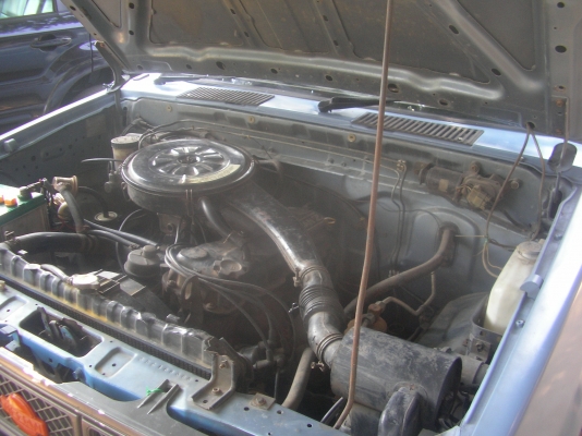 ขายนิสสัน บิ๊กเอ็ม หัวเดี๋ยวปี36 ล้อแมก มีแอร์ ภายนอกสีสวย ขายนิสสัน บิ๊กเอ็ม หัวเดี๋ยวปี36 ล้อแมก มีแอร์ ภายนอกสีสวย