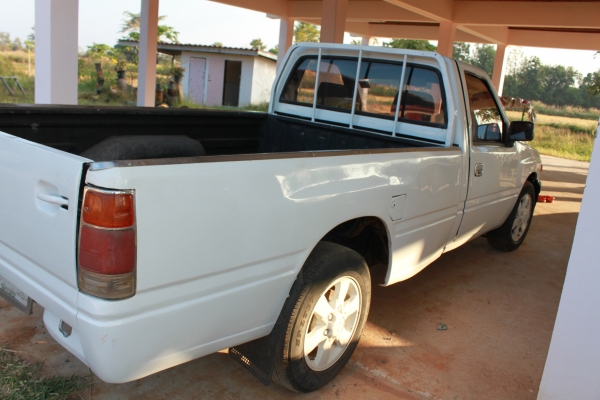 ขาย isuzu หัวเดียว ปี 35 95,000 บาท 0883116659 เอกสารพร้อมโอนค่ะ ขาย isuzu หัวเดียว ปี 35 95,000 บาท 0883116659 เอกสารพร้อมโอนค่ะ