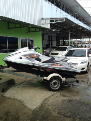 Yamaha Jetski 1,800 cc.