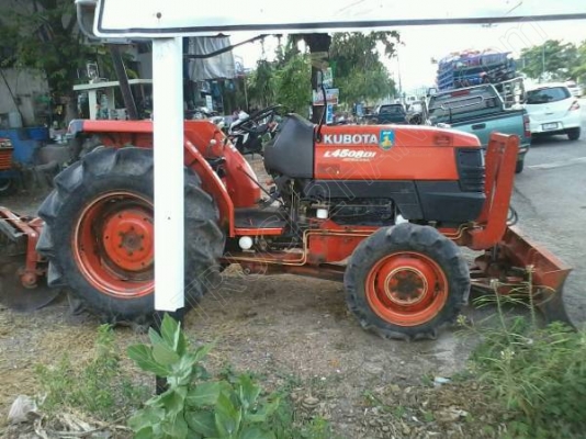 รถไถ ยี่ห้อ KUBOTA