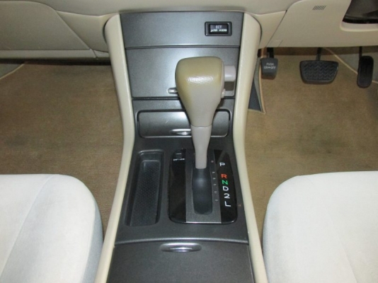 TOYOTA CAMRY 2.0  VVTi AT ปี 2004