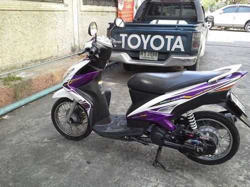MIO 125 GT ปี 55 สีม่วง ขาว รถสภาพสวยกริ๊บ เครื่องเยี่ยม ชุดสีไม่มีแตก เอกสารครบ