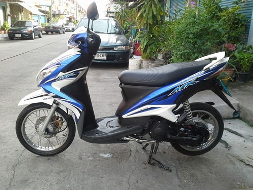 MIO 125 GT ปี 55 สีน้ำเงิน ขาว  รถสภาพสวยกริ๊บ เครื่องเยี่ยม ชุดสีไม่มีแตก เอกสารครบ