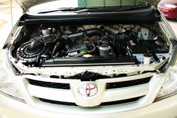TOYOTA INNOVA  VVTi 2.0 AT ปี 2008