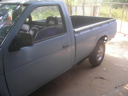 ขายนิสสัน บิ๊กเอ็ม หัวเดี๋ยวปี36 ล้อแมก มีแอร์ ภายนอกสีสวย ขายนิสสัน บิ๊กเอ็ม หัวเดี๋ยวปี36 ล้อแมก มีแอร์ ภายนอกสีสวย