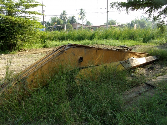 ขายบูมยาวแมคโฮ PC 200-5 ยาว 15 เมตร ขายบูมยาวแมคโฮ PC 200-5 ยาว 15 เมตร