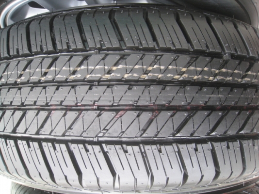 ขายล้อแม็ก Toyota fortuner ป้ายแดง 17"x7.5" et30 6รู139.7 + ยางผลิตสัปดาห์ที่ 39ปี13 สนใจติดต่อเล็กคลองสามครับ (081-3747940) ขายล้อแม็ก Toyota fortuner ป้ายแดง 17"x7.5" et30 6รู139.7 + ยางผลิตสัปดาห์ที่ 39ปี13 สนใจติดต่อเล็กคลองสามครับ (081-3747940)