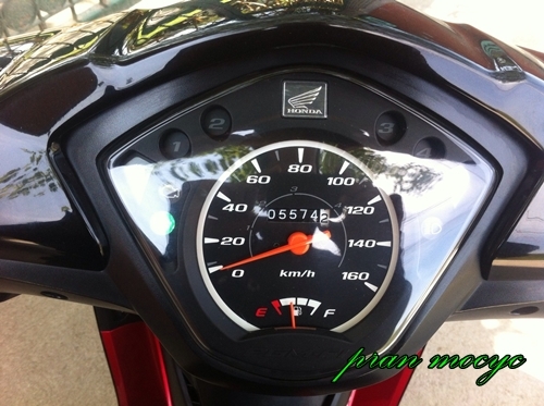 ขายhonda wave สีดำเเดง 2556 ขายhonda wave สีดำเเดง 2556