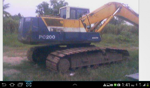 ขายแม็กโครKoMATSU 200,5รถสวยพร้อมใช้เอกสารเล่มทะเบียนเก่านอกยี่ปุ่นชีเรี้ยนสูง