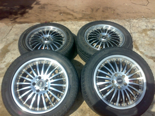 ขายแม็ก 17 5รู แถมยาง ถอดจากไมตี้ **** ปรับราคาครับเหลือ 4,900 ***