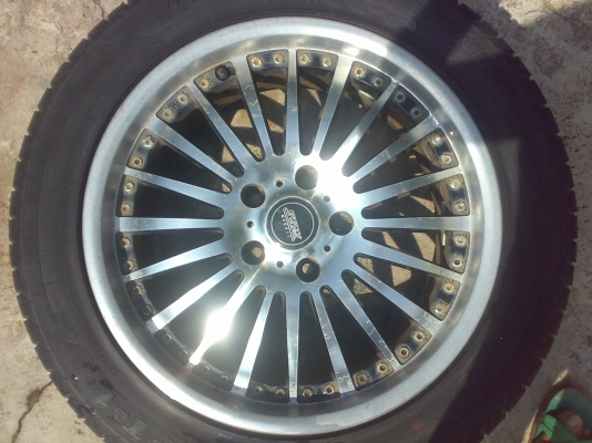 ขายแม็ก 17 5รู แถมยาง ถอดจากไมตี้ **** ปรับราคาครับเหลือ 4,900 ***