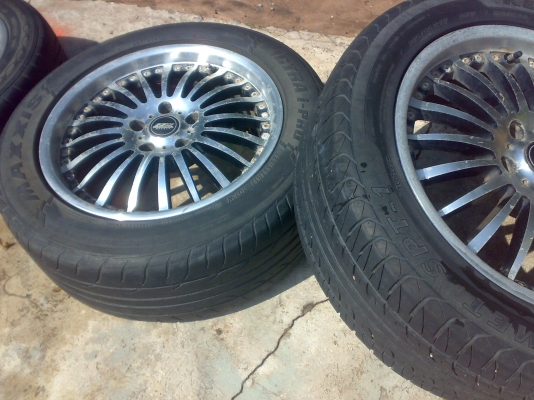 ขายแม็ก 17 5รู แถมยาง ถอดจากไมตี้ **** ปรับราคาครับเหลือ 4,900 ***