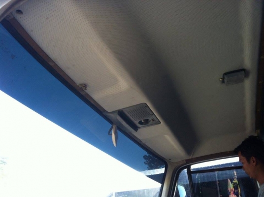 NISSAN-UD CWM430 - 290 HP พร้อมเฮียบพับ 5 ตัน 4 ปลอก