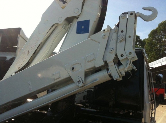 NISSAN-UD CWM430 - 290 HP พร้อมเฮียบพับ 5 ตัน 4 ปลอก