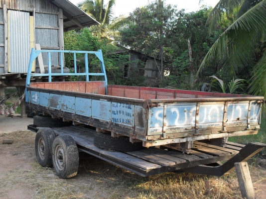 ขายกระบะบรรทุก รถหกล้อ