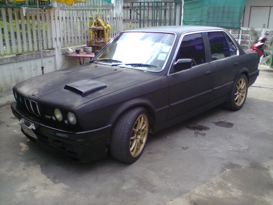 BMW E301J แก๊สเล่มแล้ว