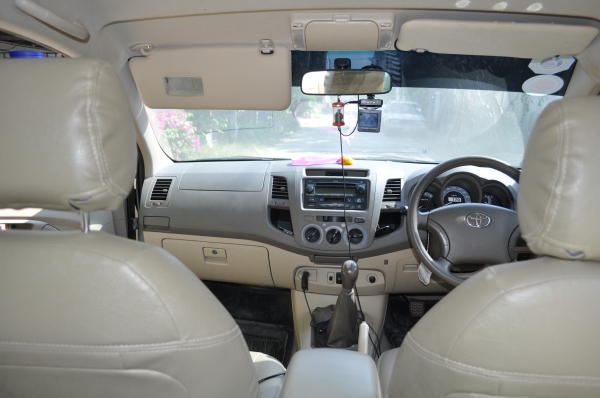 ขายรถวีโก้4ประตูสวยๆ ขายรถวีโก้4ประตูสวยๆ