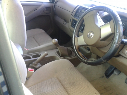 NISSAN NAVARA  ปี 07 ราคา 320,000 บ.